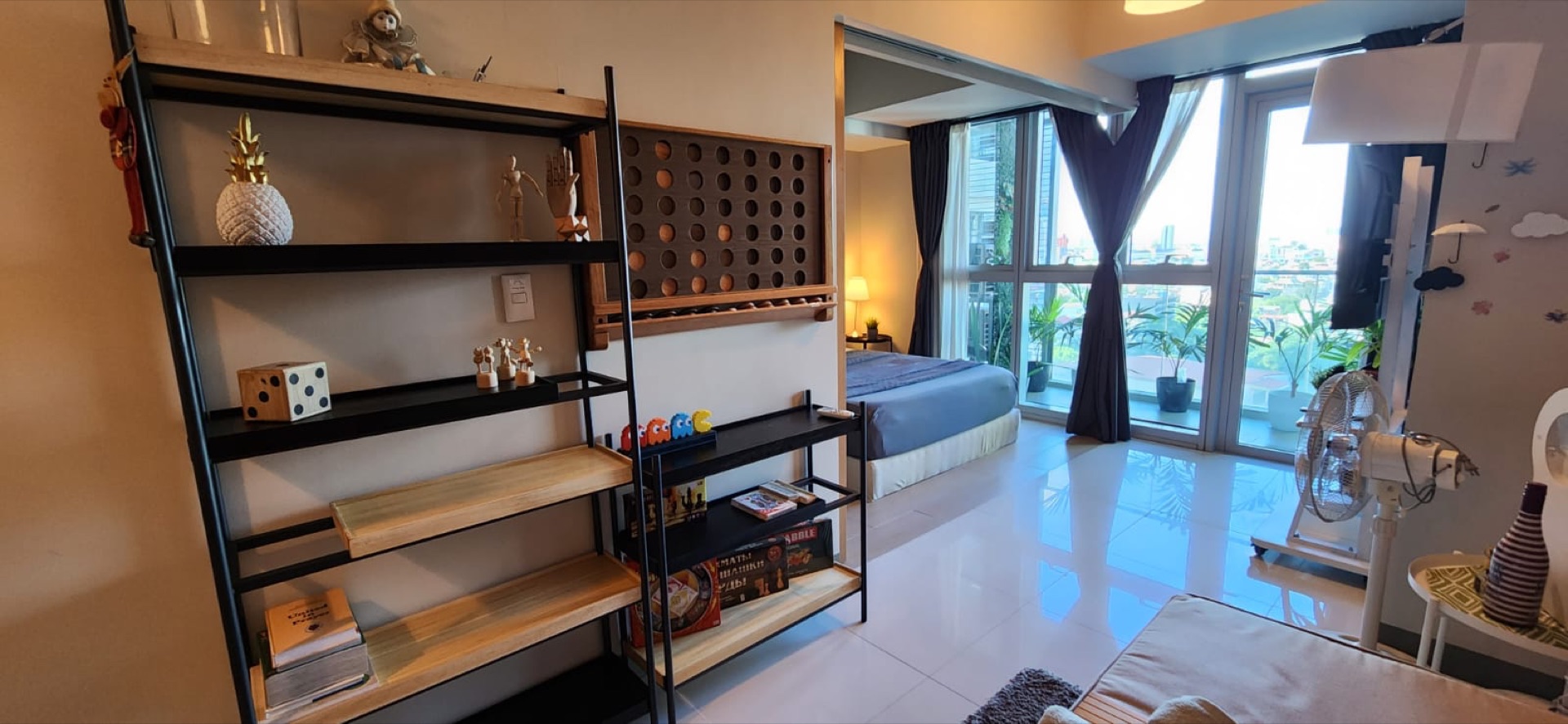 Uptown Parksuites Tower 2 Unit 7U — styled living area